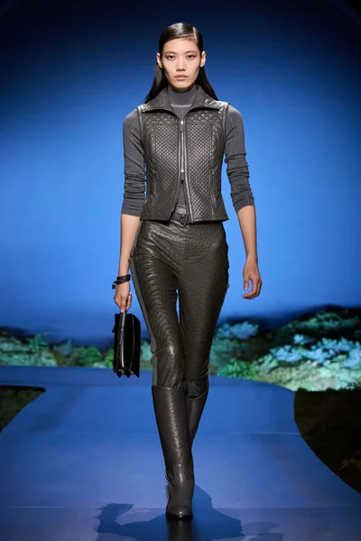 Look 61